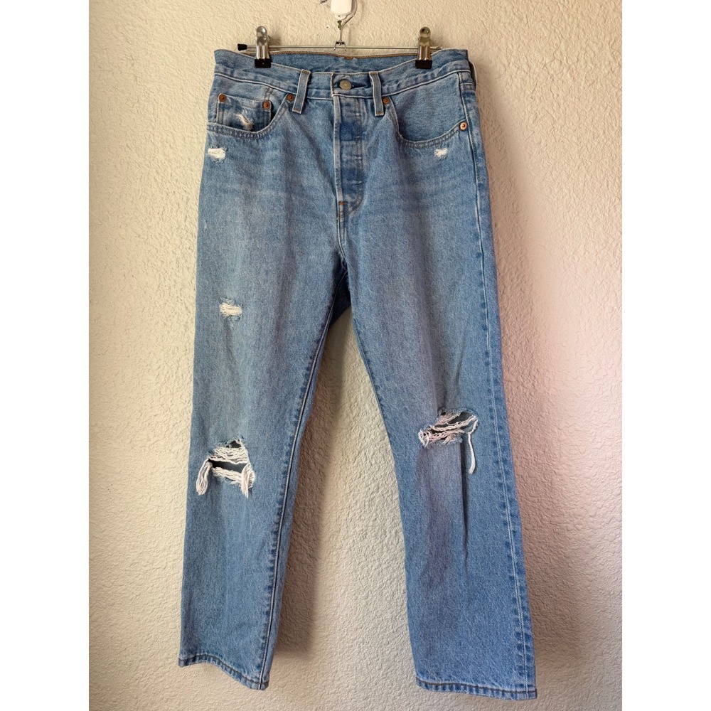Levis 501 Original‎ Fit Distressed Light Wash Straight Leg Jeans W27